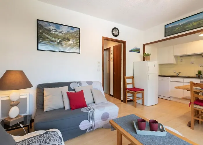 4 Pers. A Saint-lary Avec Parking - Fr-1-296-278 *